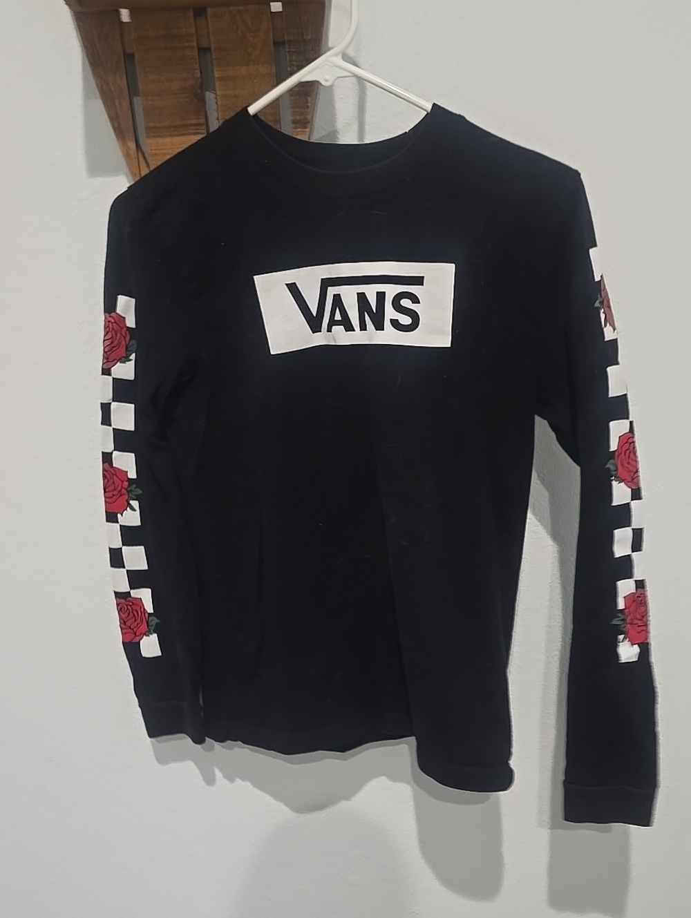 Vans Kids Black Long-Sleeve Logo Tee with Rose Checkered Sleeves